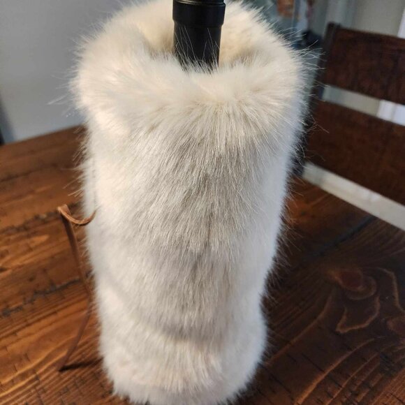 Restoration Hardware LUXE FAUX FUR WINE BAG New - Picture 1 of 6